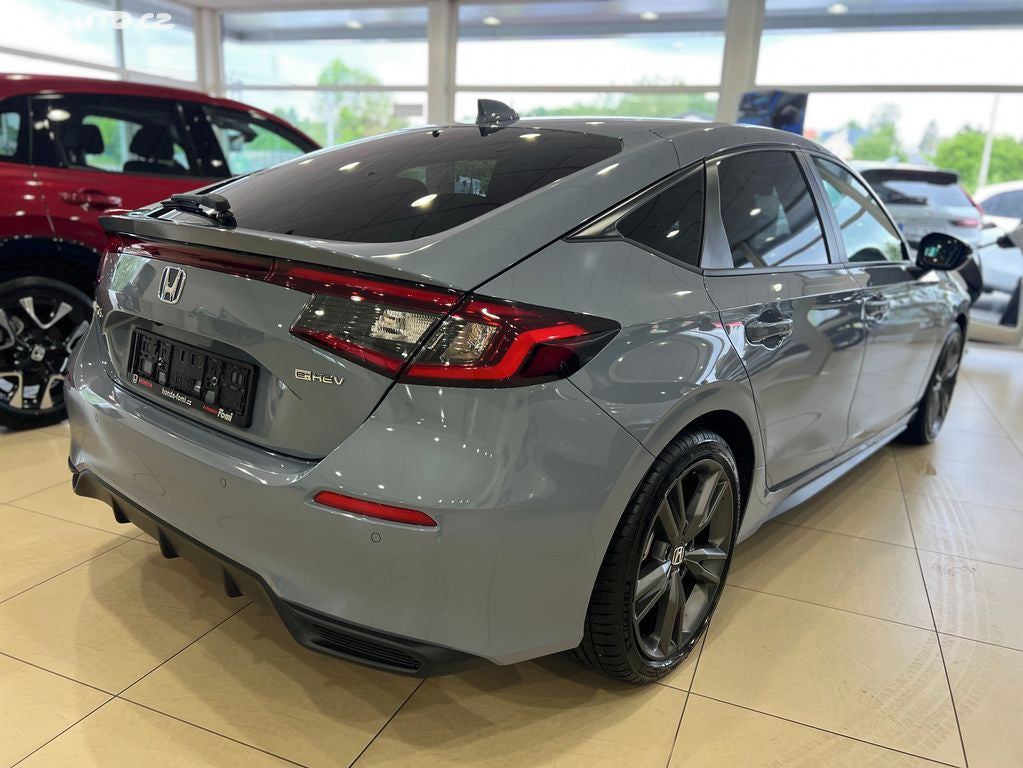 Honda Civic 2,0 e:HEV Sport
