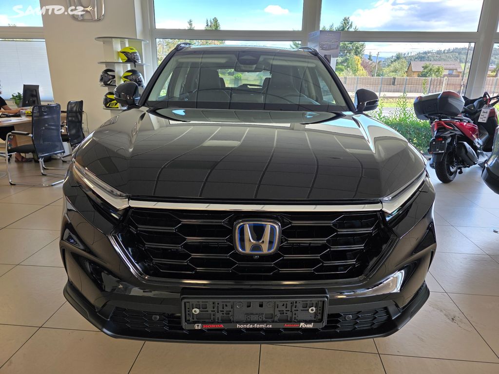 Honda CR-V 2,0 e:HEV Advance+ZIMNÍ PNEU