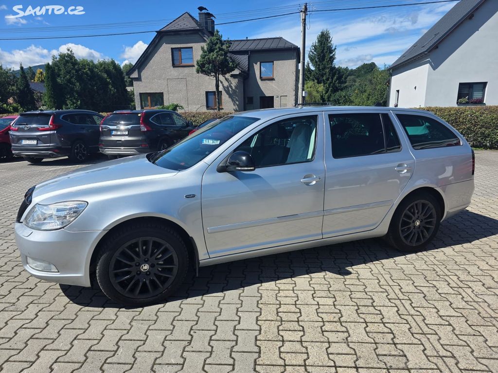 Škoda Octavia Kombi 2,0 TDi Laurin Klement