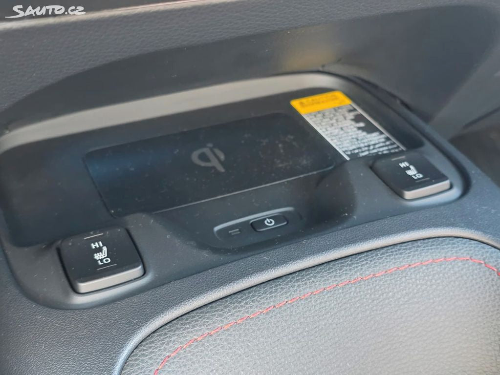 Toyota Corolla 1,8 Hybrid - 1.maj. TOP STAV
