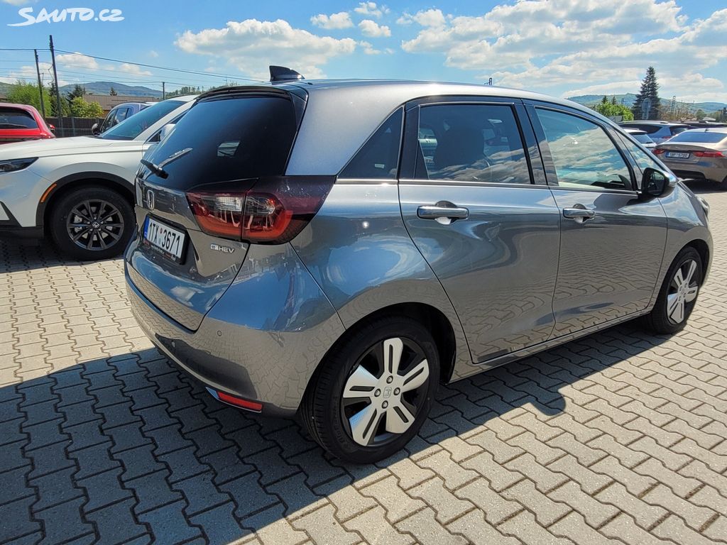 Honda Jazz 1,5e:HEV EXECUTIVE DPH +KOLA