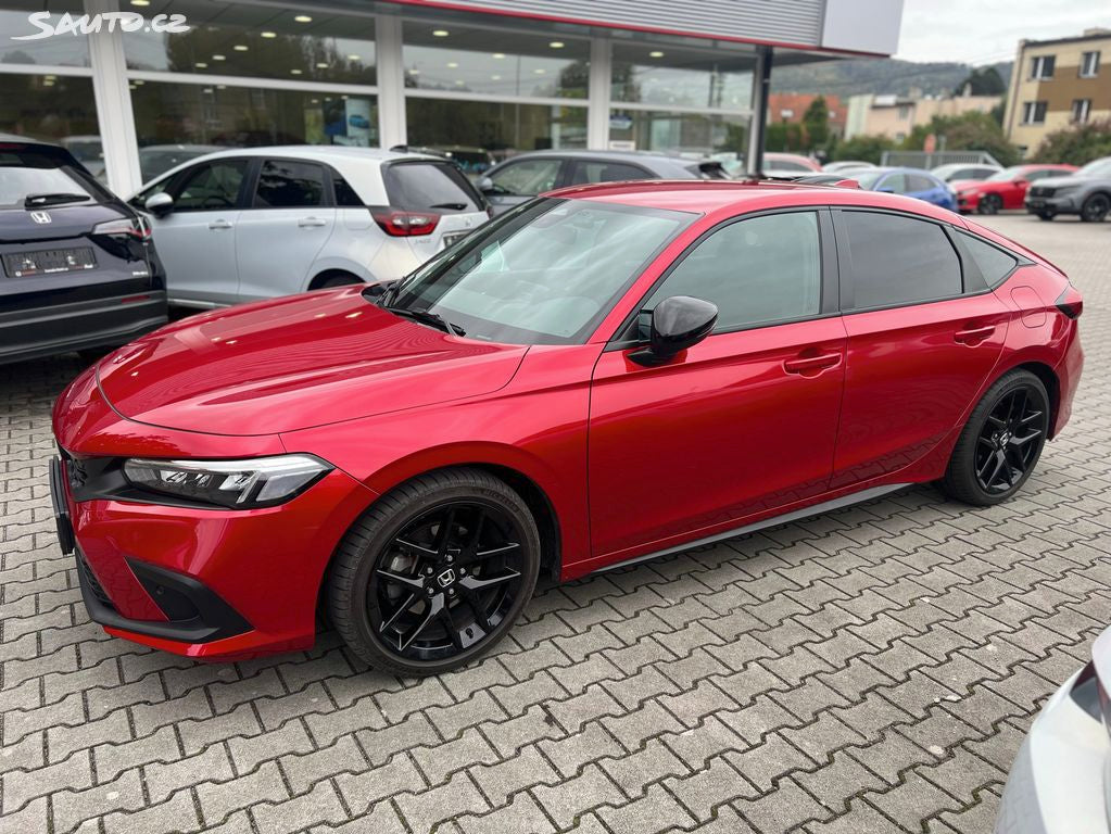 Honda Civic 2,0 e:HEV Sport, 1.majitel, ČR