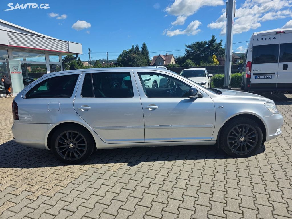 Škoda Octavia Kombi 2,0 TDi Laurin Klement