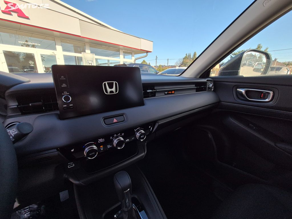 Honda HR-V 1,5e:HEV Elegance SLEVA 130tis