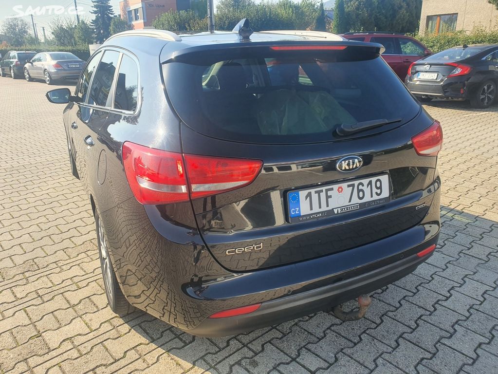 Kia Cee´d 1,6 CRDi 100kW SW + TAŽNÉ