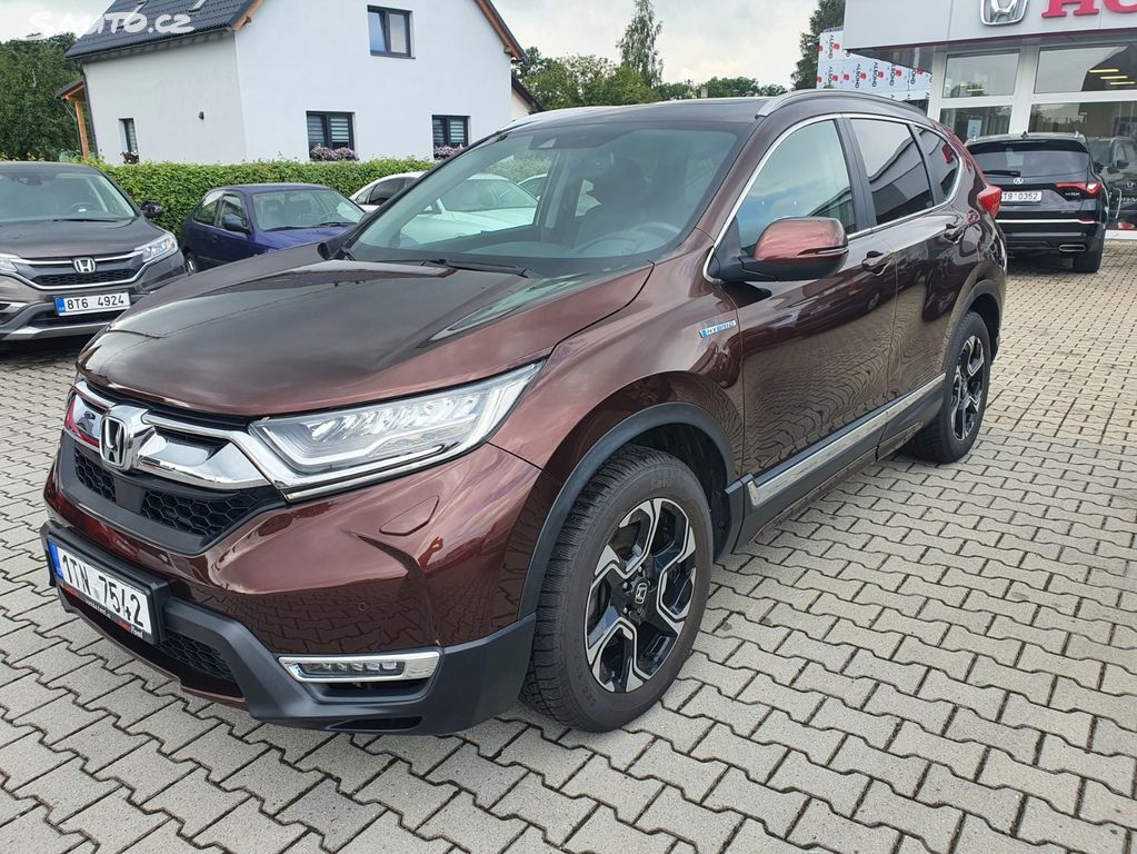 Honda CR-V 2,0e:HEV Executive -2sady pneu