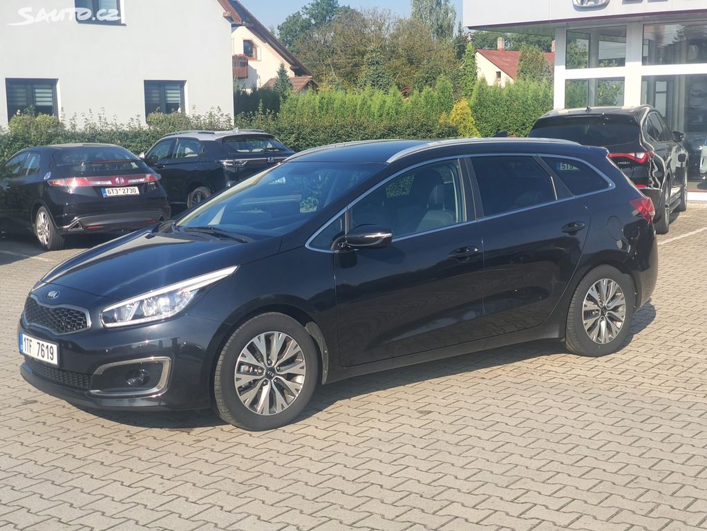 Kia Cee´d 1,6 CRDi 100kW SW + TAŽNÉ