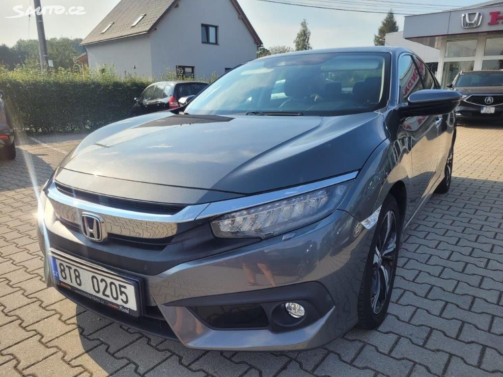 Honda Civic 1,5 TV Executive + ZIMNÍ KOLA